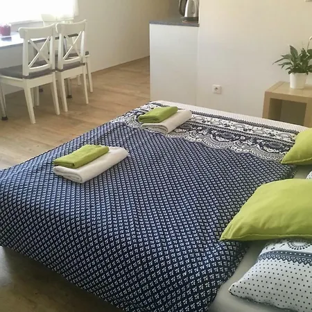 Apartmany A Ubytovani Mlynice Litovel Exterior photo
