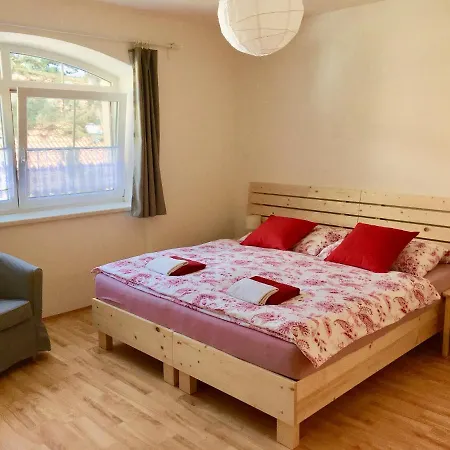 Apartmany A Ubytovani Mlynice Litovel Exterior photo
